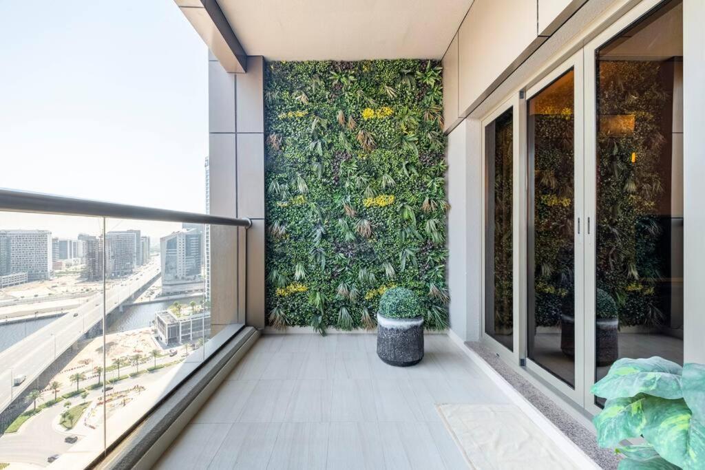 Spacious 1 Bed Huge Balcony Downtown Burj Khalifa Appartamento Dubai