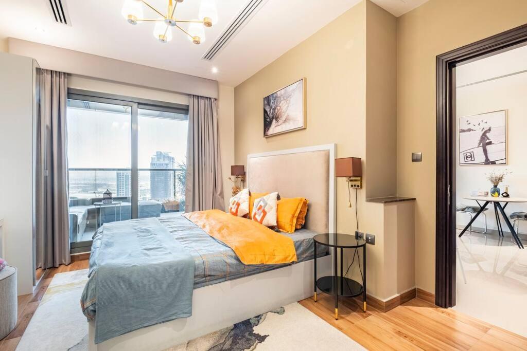 Spacious 1 Bed Huge Balcony Downtown Burj Khalifa Appartamento *
